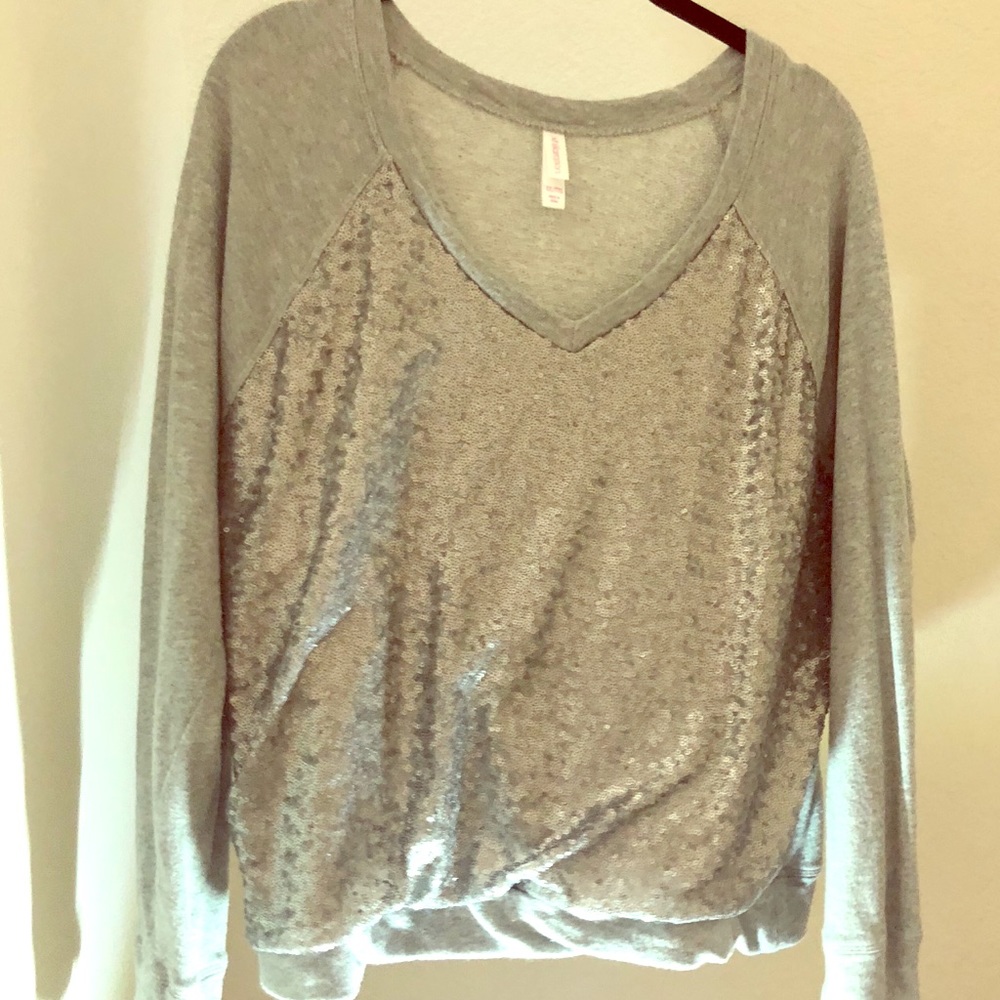 Sequined sweatshirt